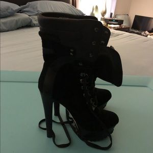 Ladies Tall Lace up Boots